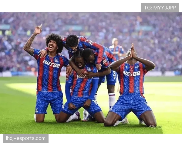 水晶宫主场对阵伯恩利，保级区球队直接对话激烈